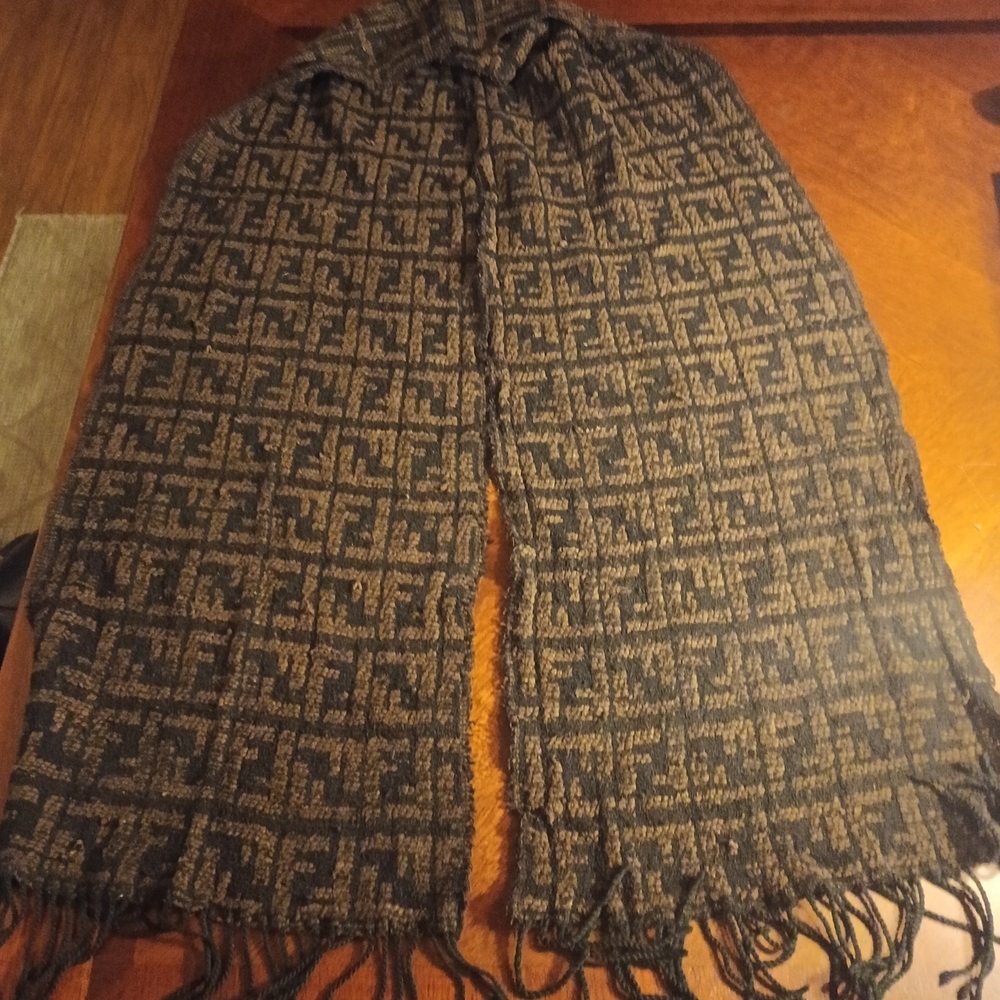 Brown and Black Patterned Scarf - Picture 2 of 10